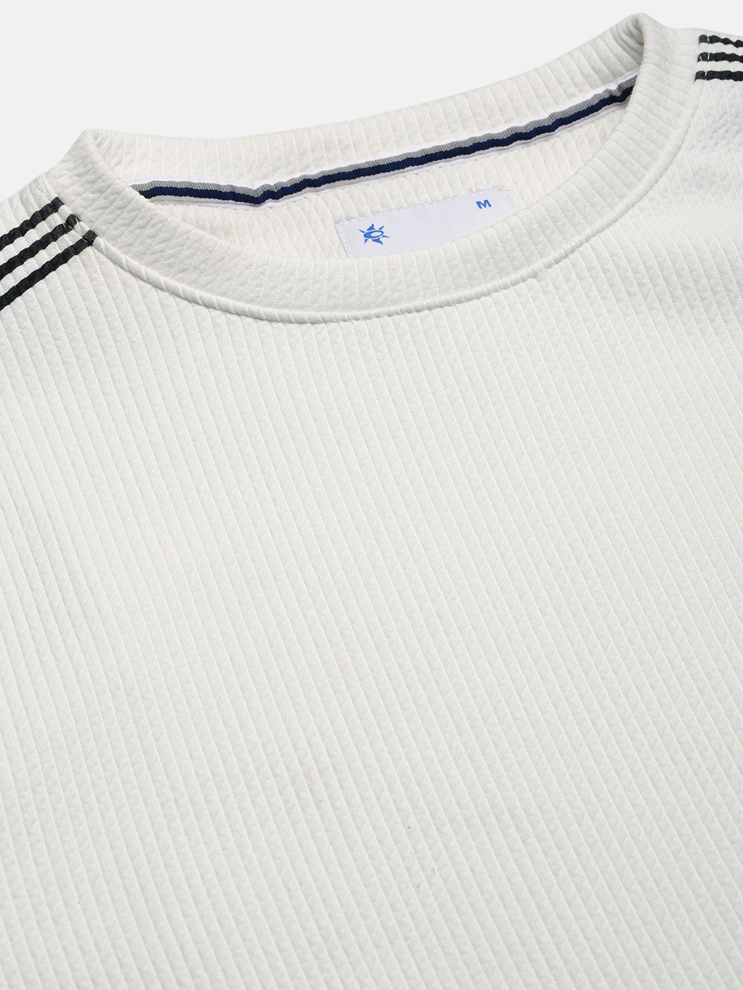 Men's White Solid Round Neck Pullover Sweatshirt