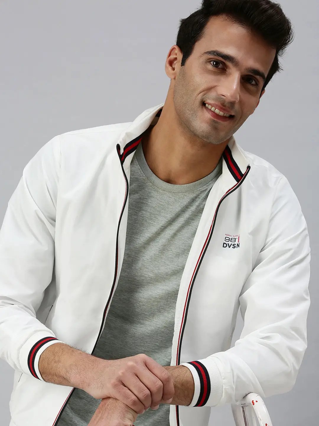 Men's Solid White Sporty Jacket