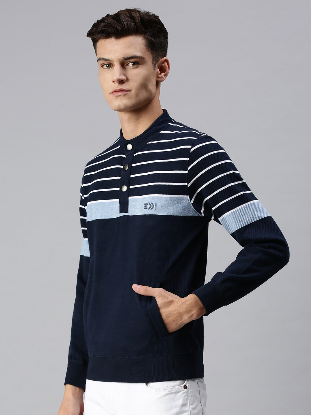 Men Solid Blue Pullover