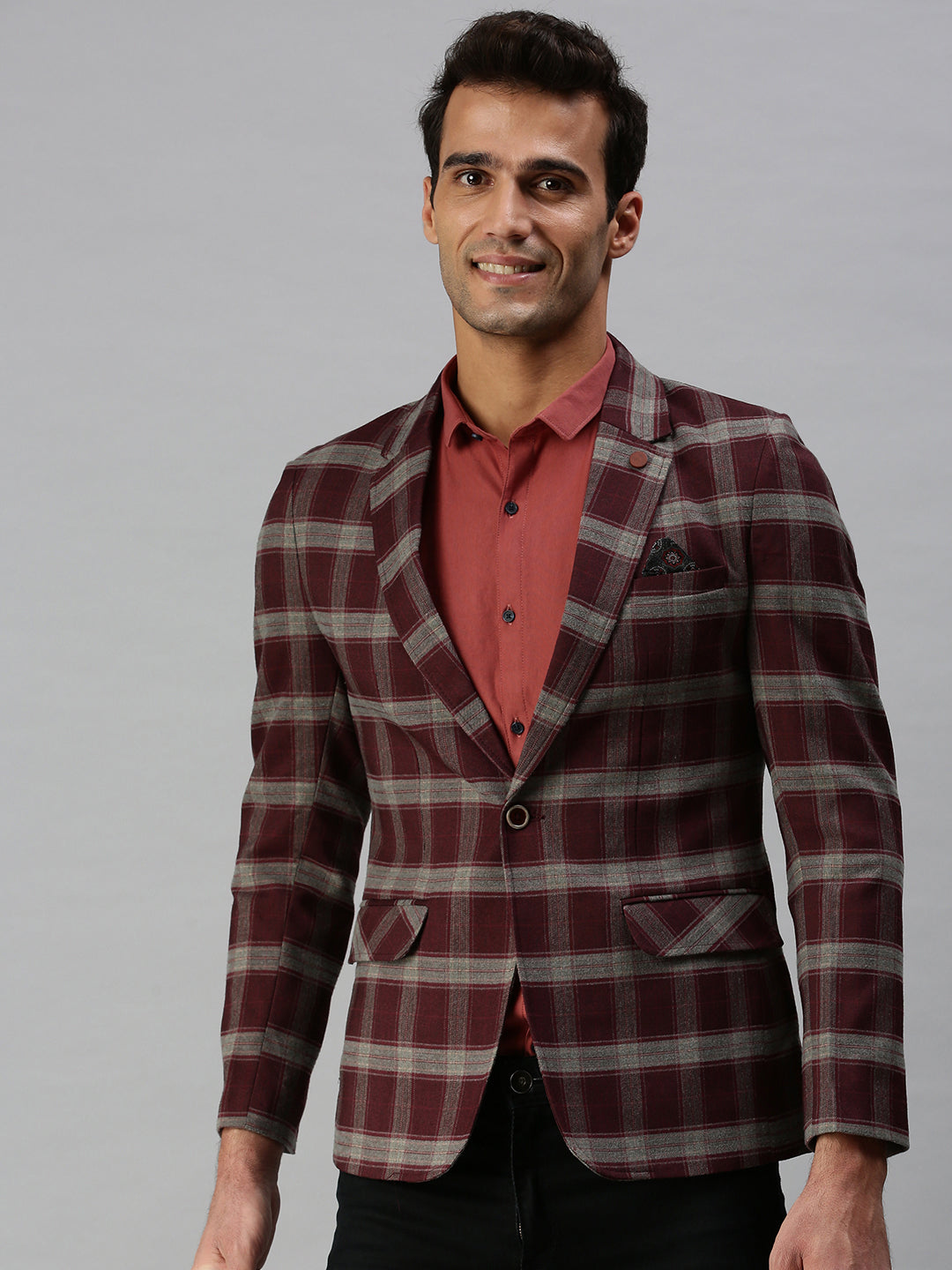 Men's Checked Maroon Single Breasted Blazer