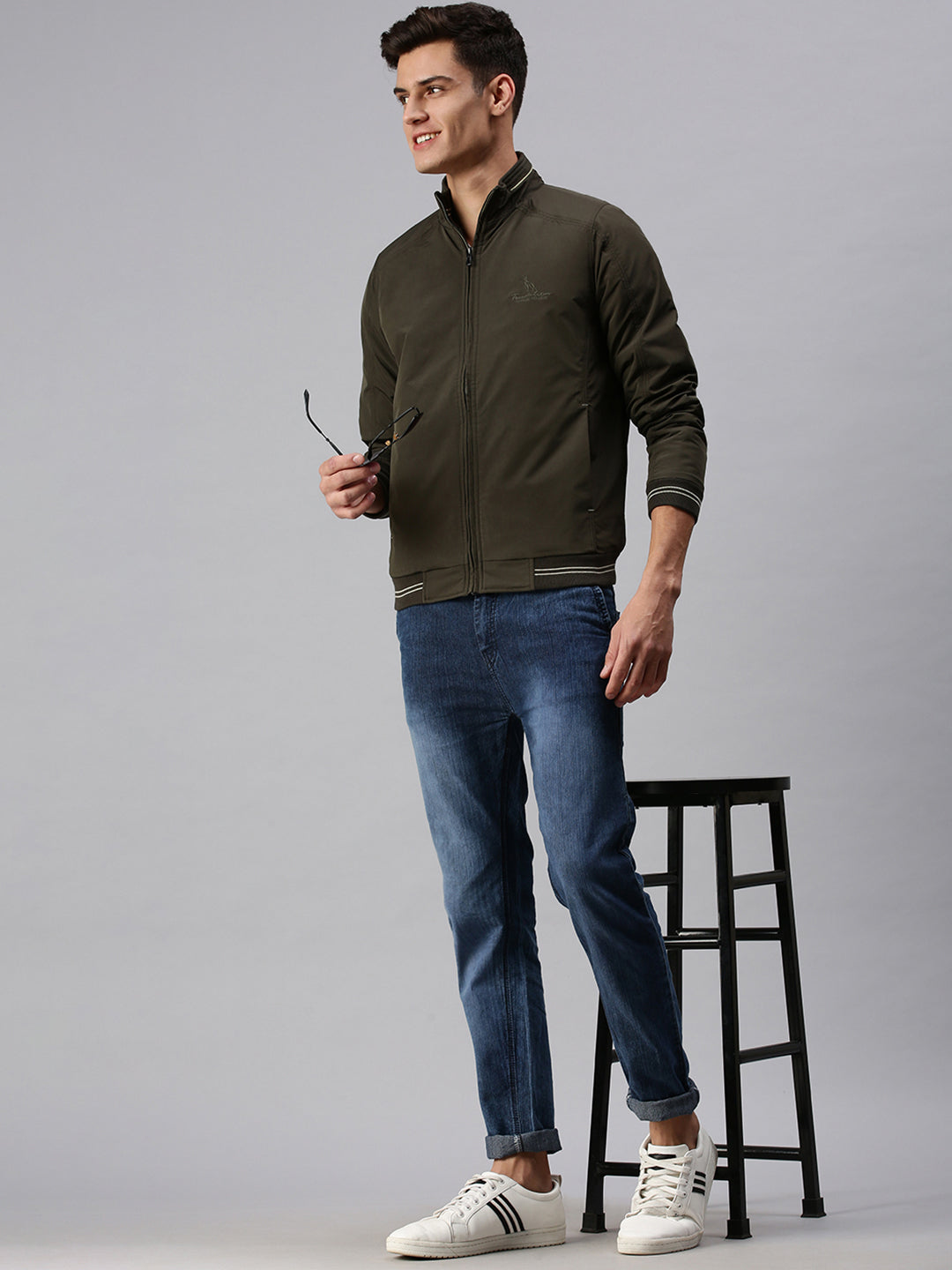 Men Solid Green Sporty Jacket