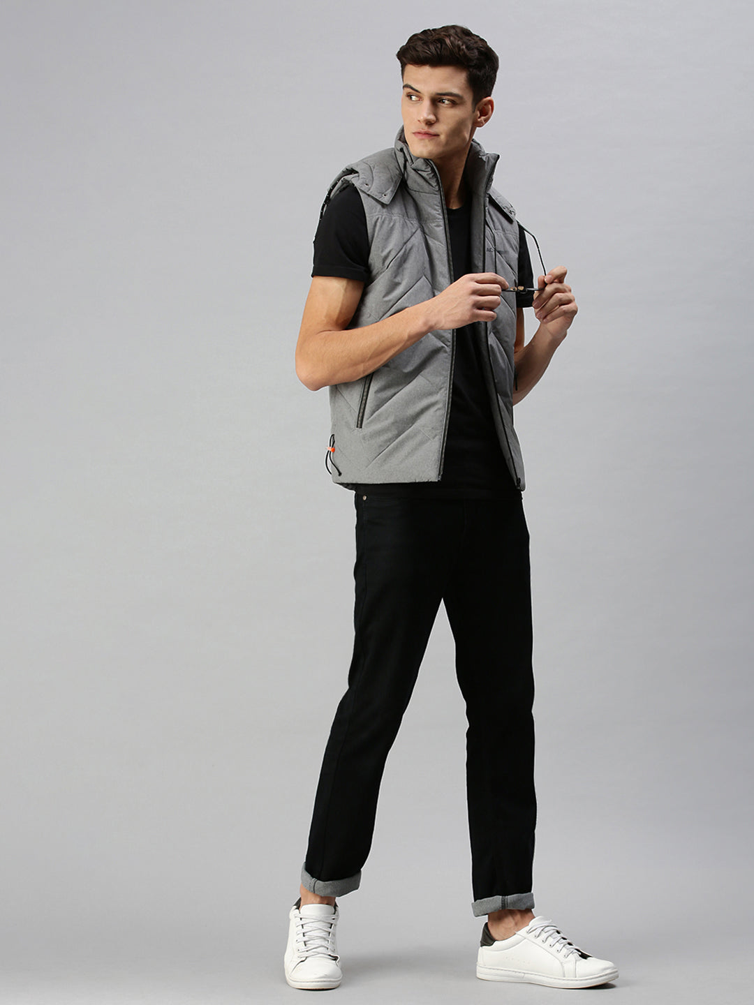 Men's Hooded Solid Grey Padded Jacket