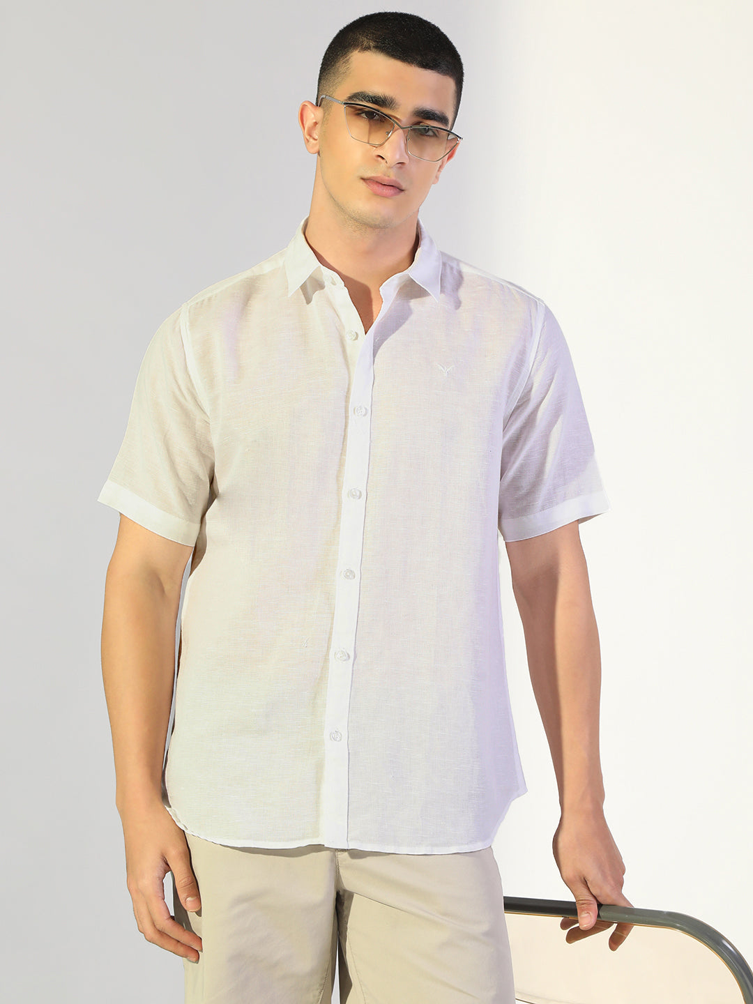 Men's White Regular Fit Short Sleeve Casual Shirt
