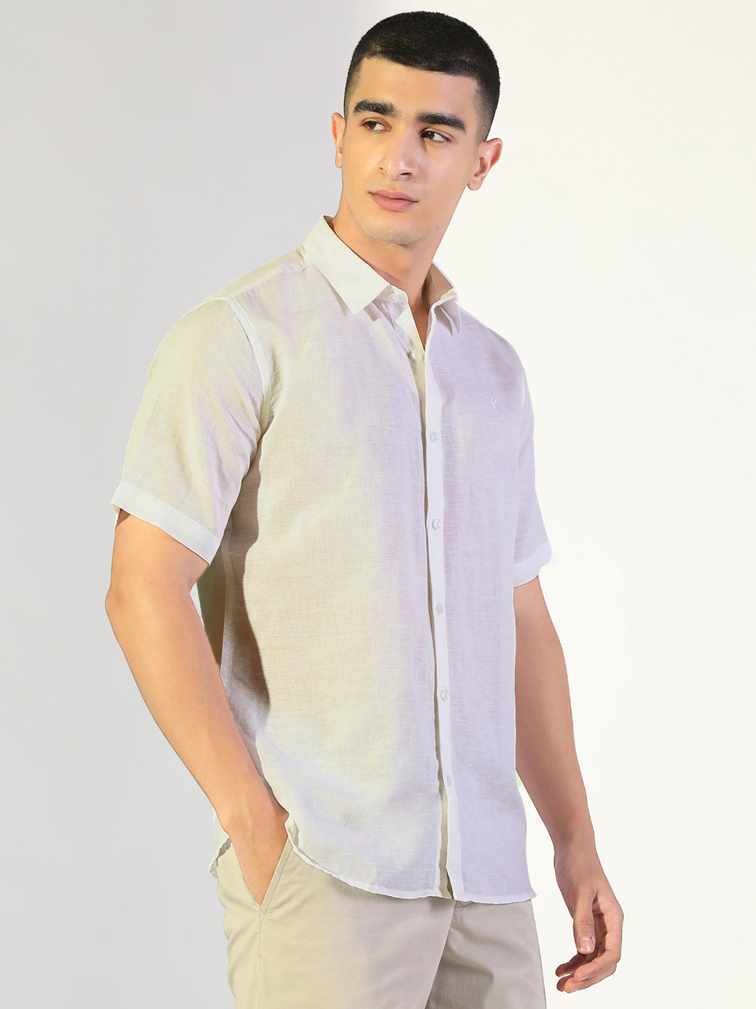 Men's White Regular Fit Short Sleeve Casual Shirt
