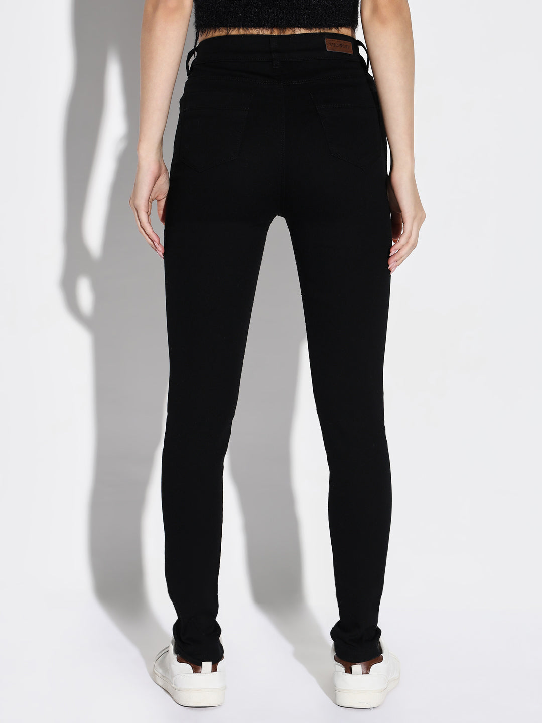 Women Black Skinny Fit Jeans