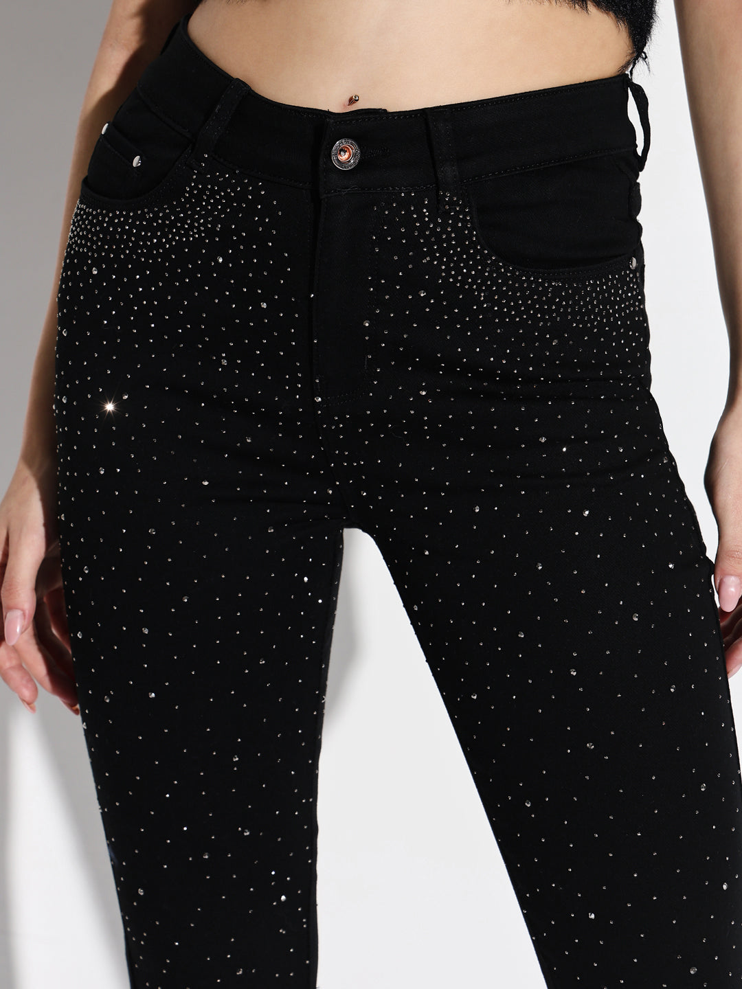 Women Black Skinny Fit Jeans