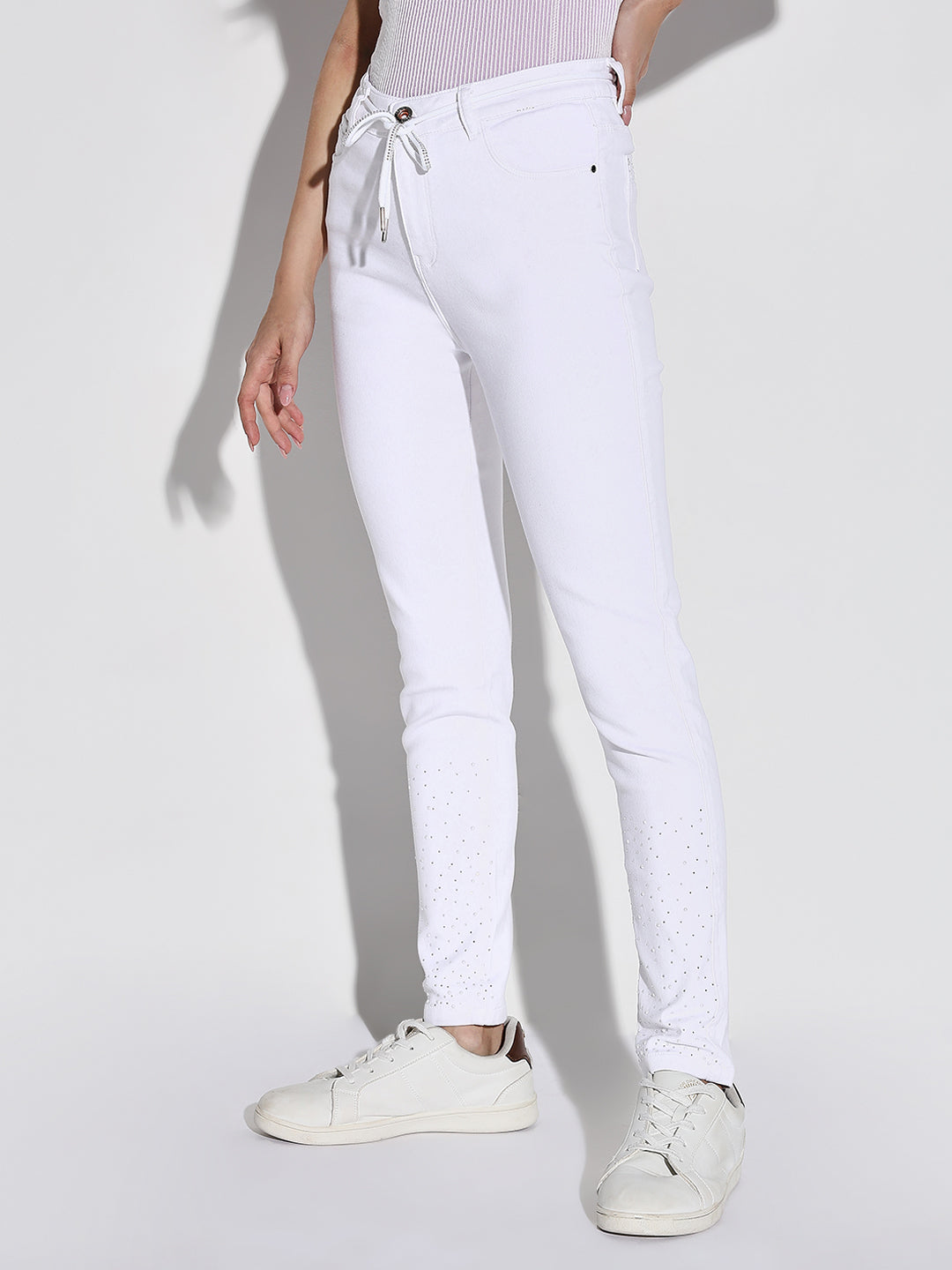 Women White Slim Fit Jeans