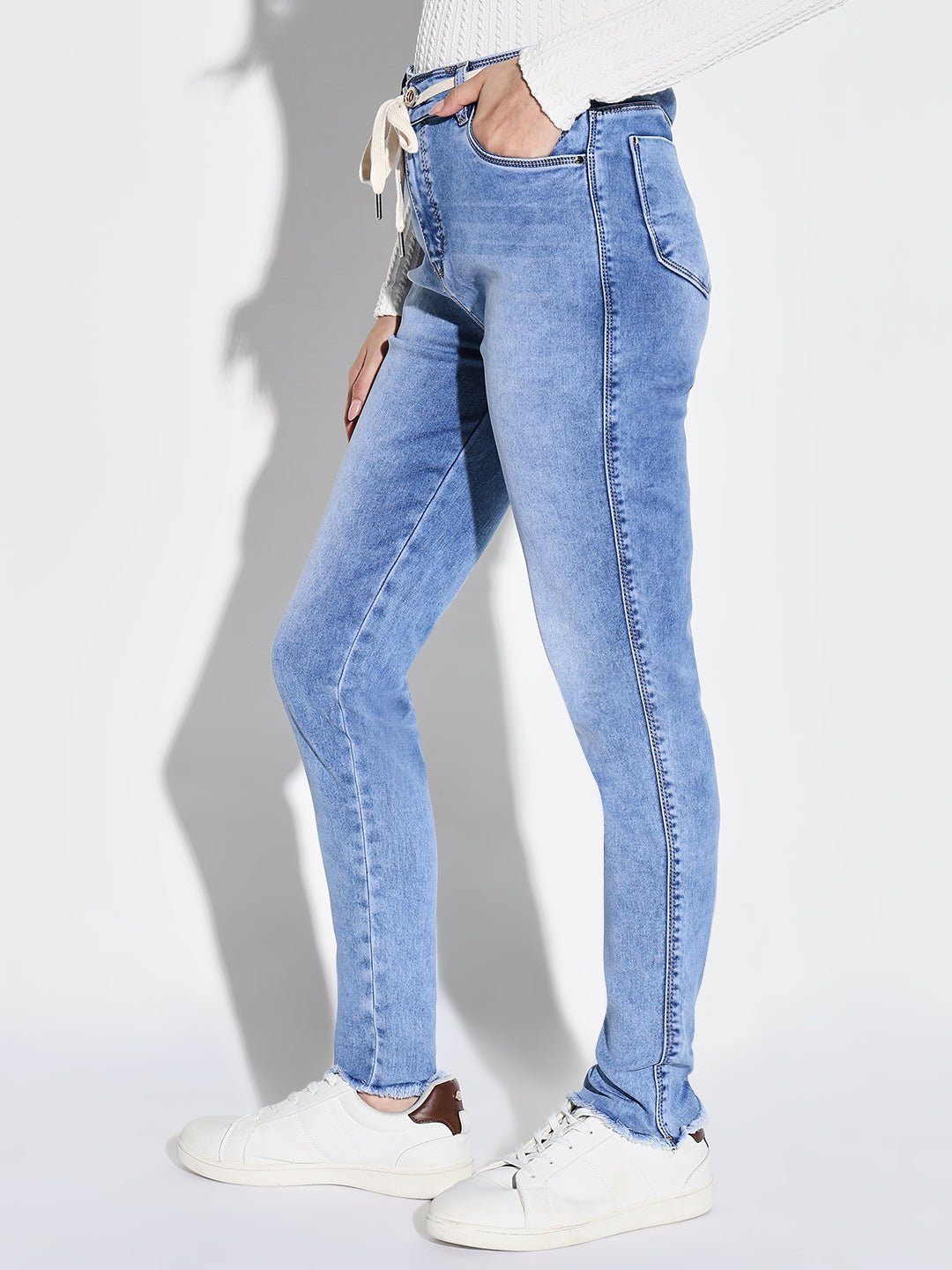 Women Blue Slim Fit Jeans