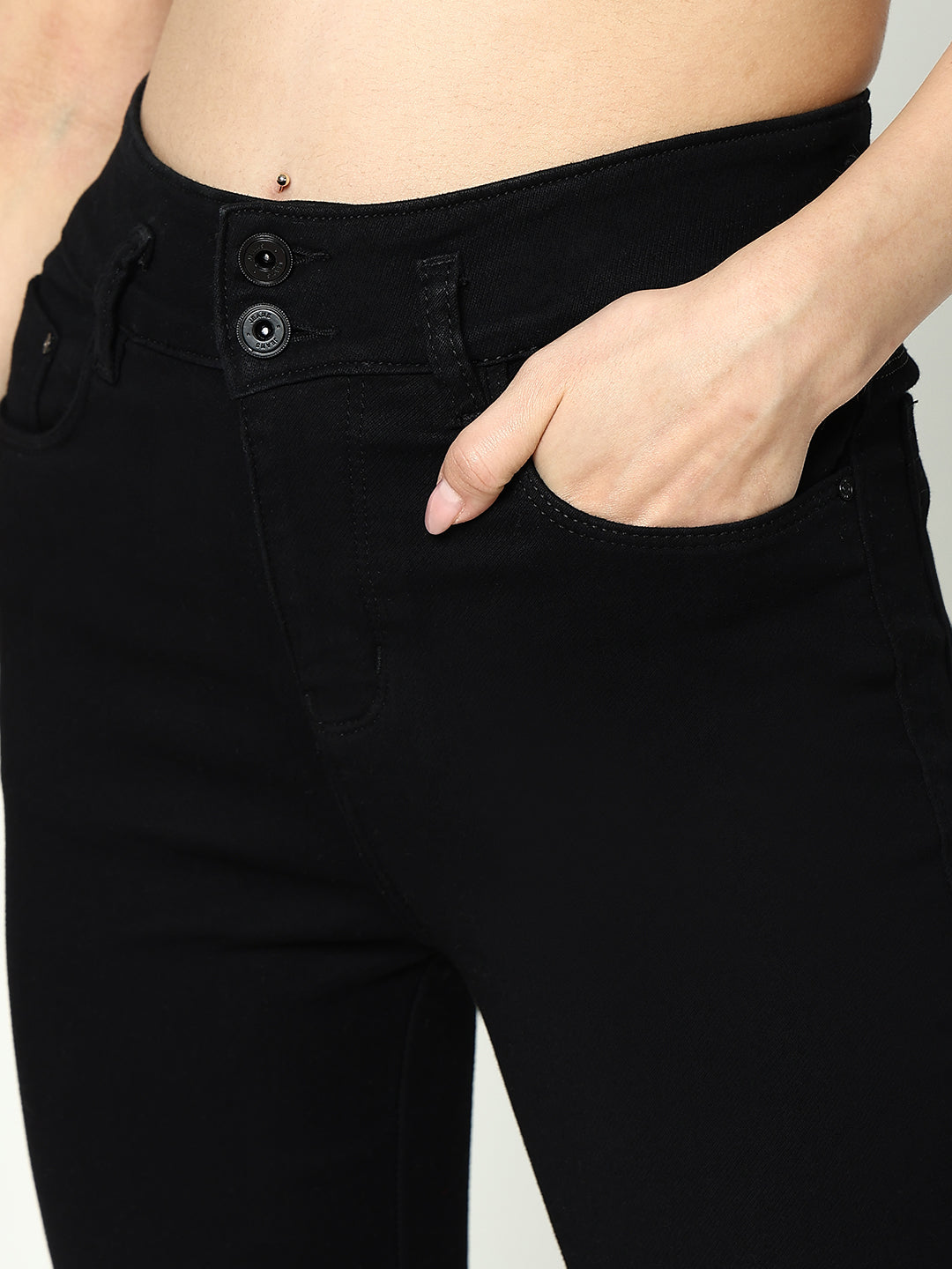 Women Black Solid Skinny Fit Denim Jeans