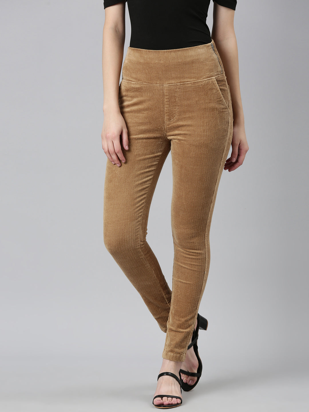 Women Solid Slim Fit Tan Jegging