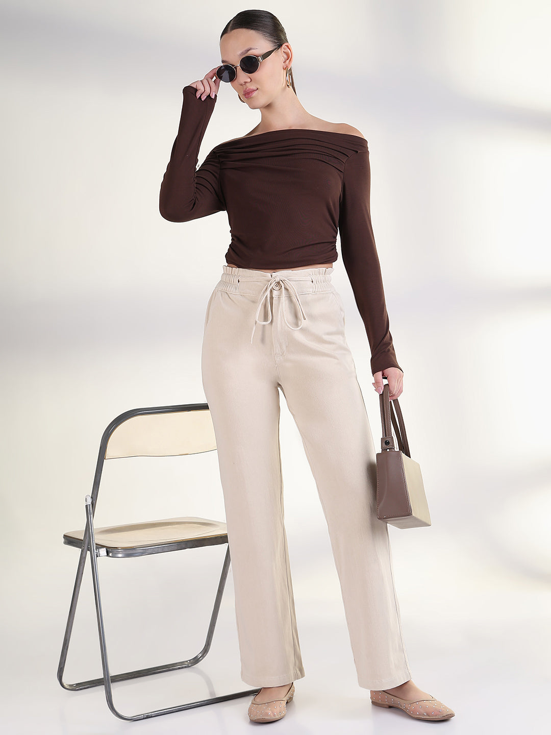 Women's Cream Solid Straight Fit Parallel Trousers