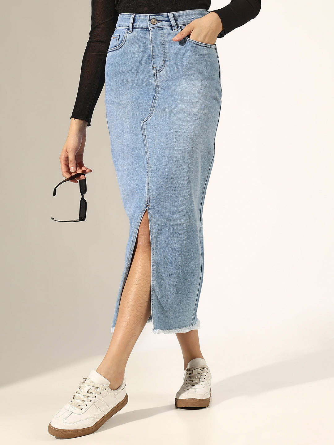 Women's Light Blue Front Slit Frayed Hem Denim Skirt