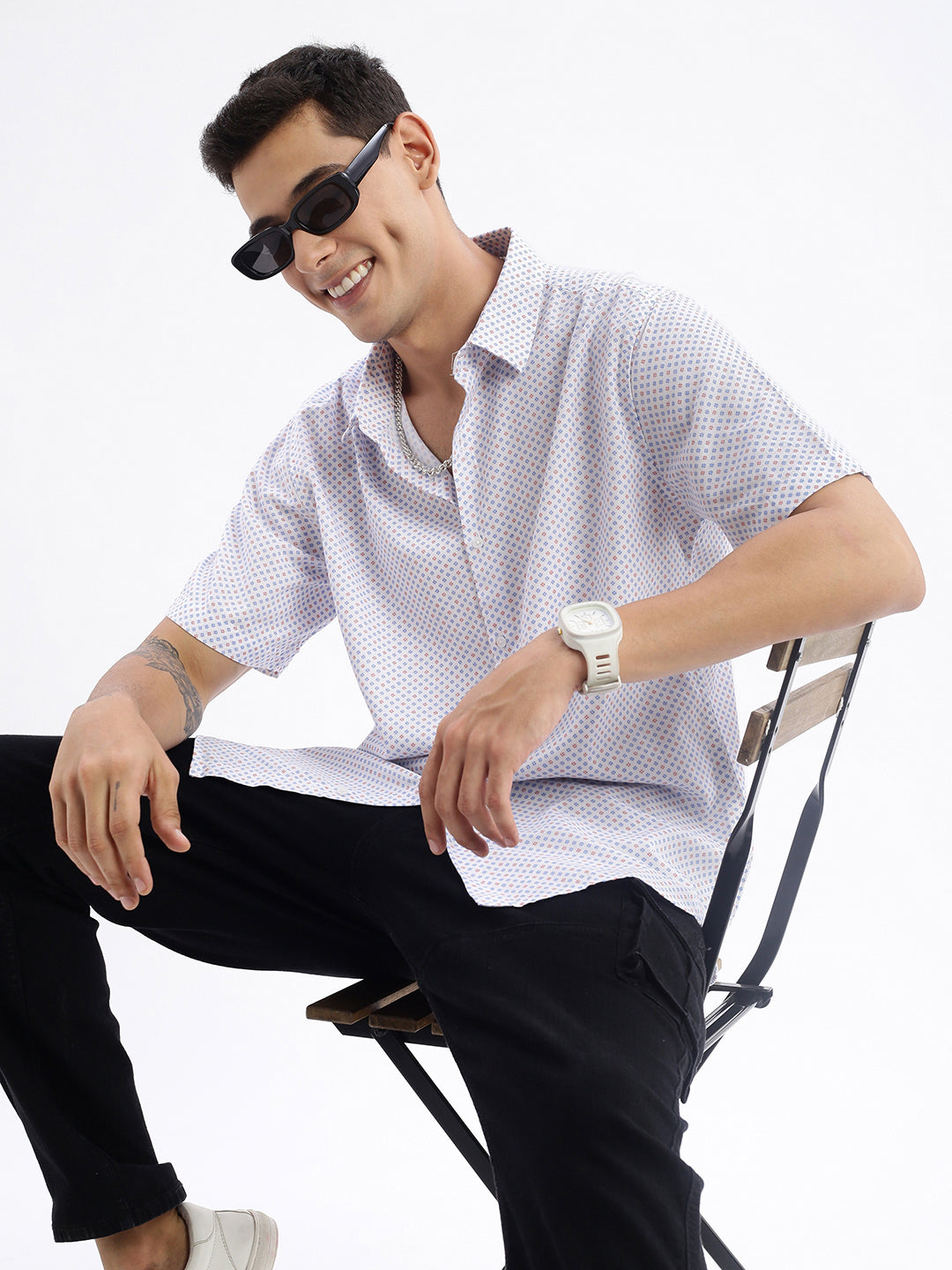 Men Spread Collar Printed Slim Fit White Shirt