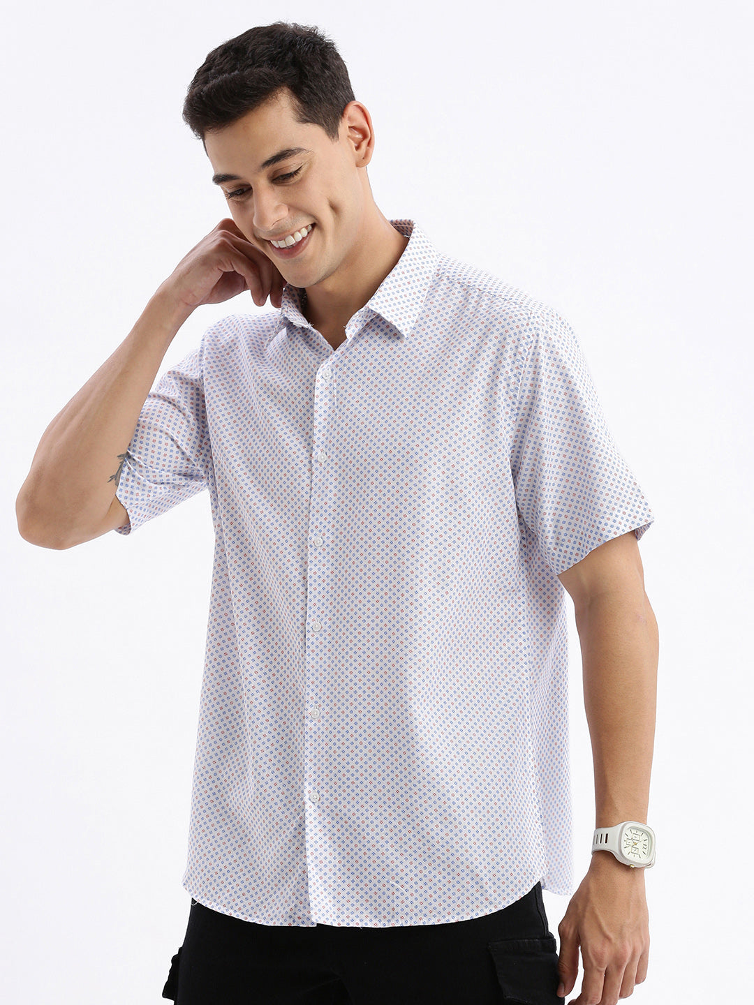 Men Spread Collar Printed Slim Fit White Shirt