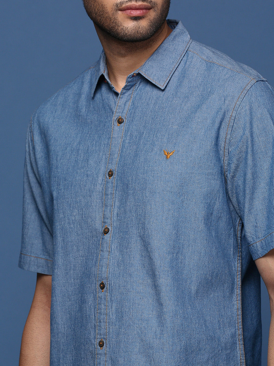 Men Solid Blue Slim Fit Shirt