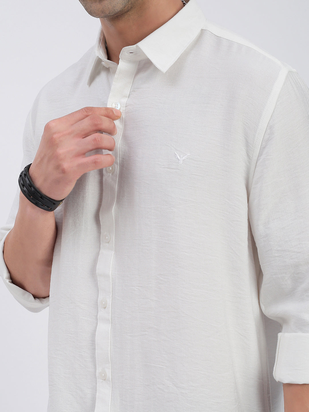 Men Solid White Slim Fit Shirt