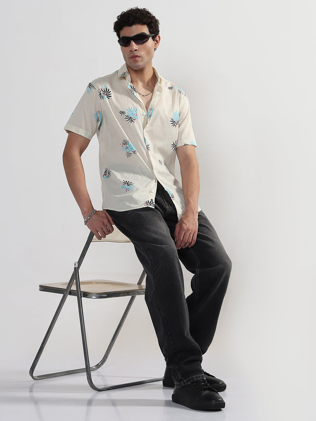 Men's Cream Floral Slim Fit Casual Shirt