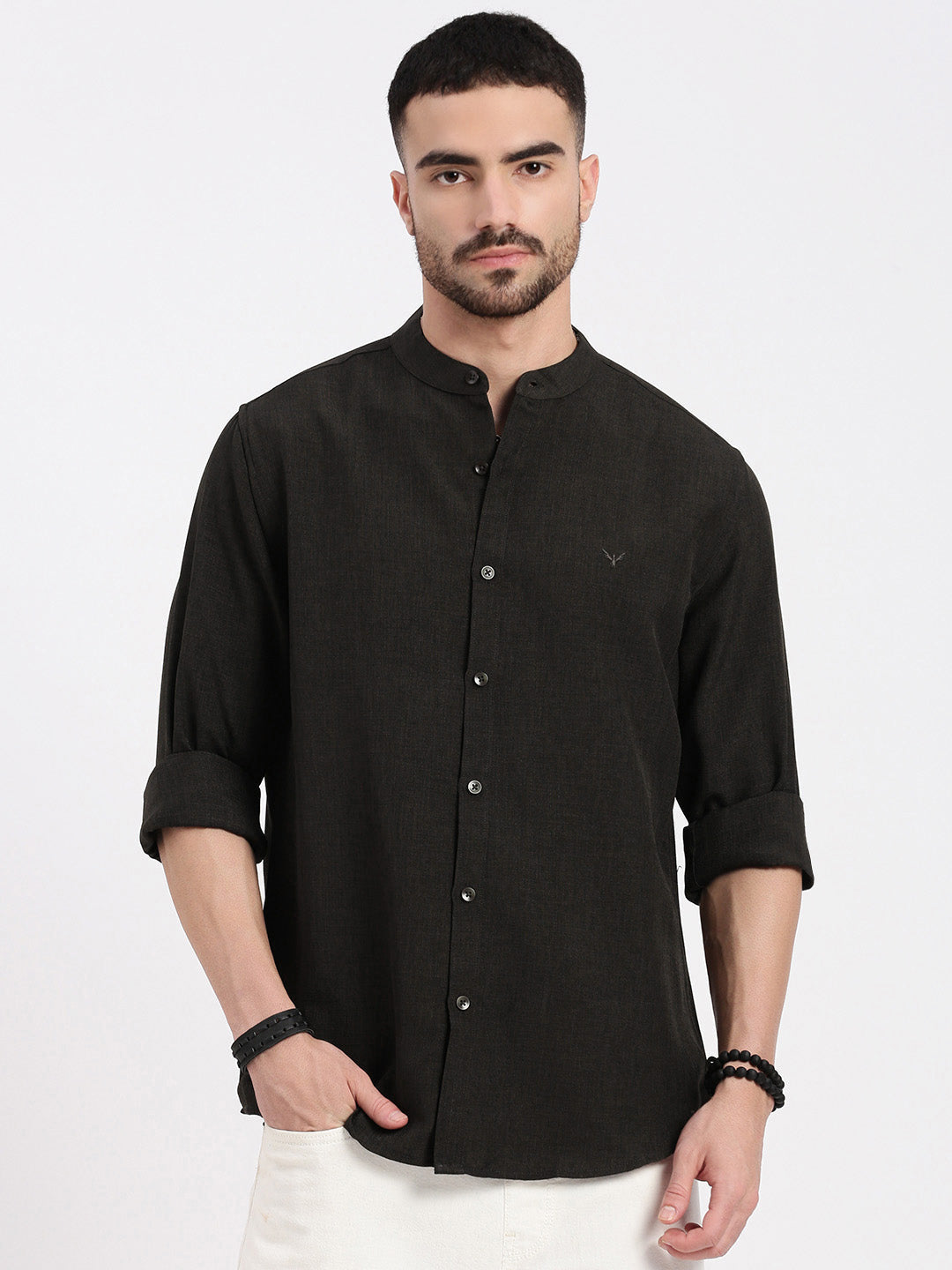 Men Olive Solid Slim Fit Shirt