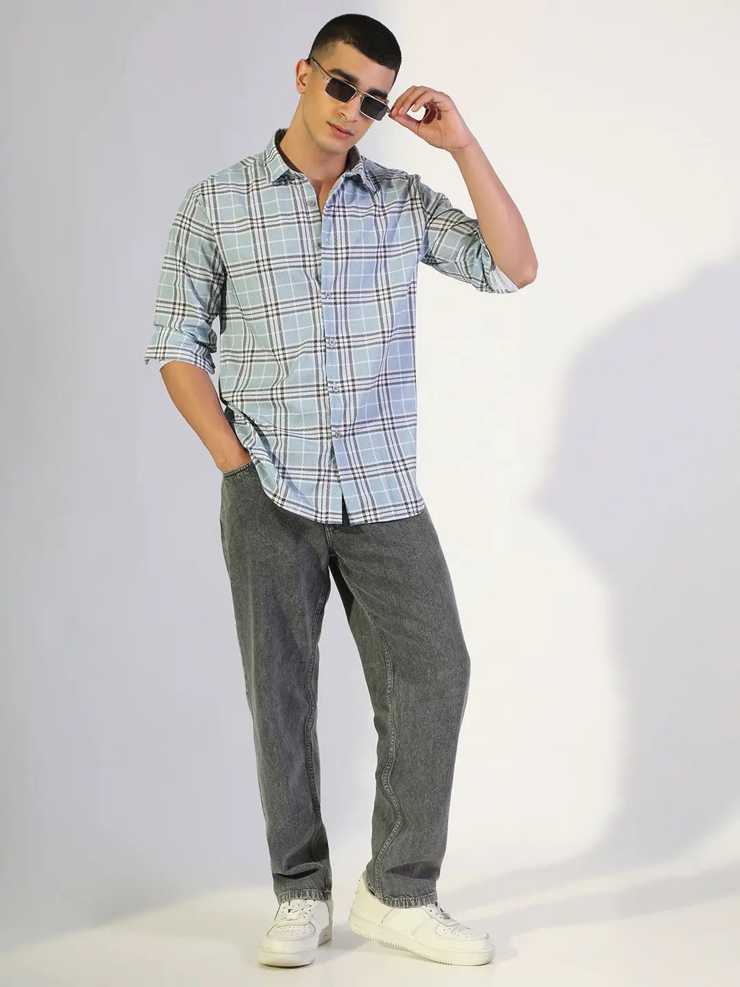 Men's Checked Blue Regular Fit Casual Shirt - from SHOWOFFFF