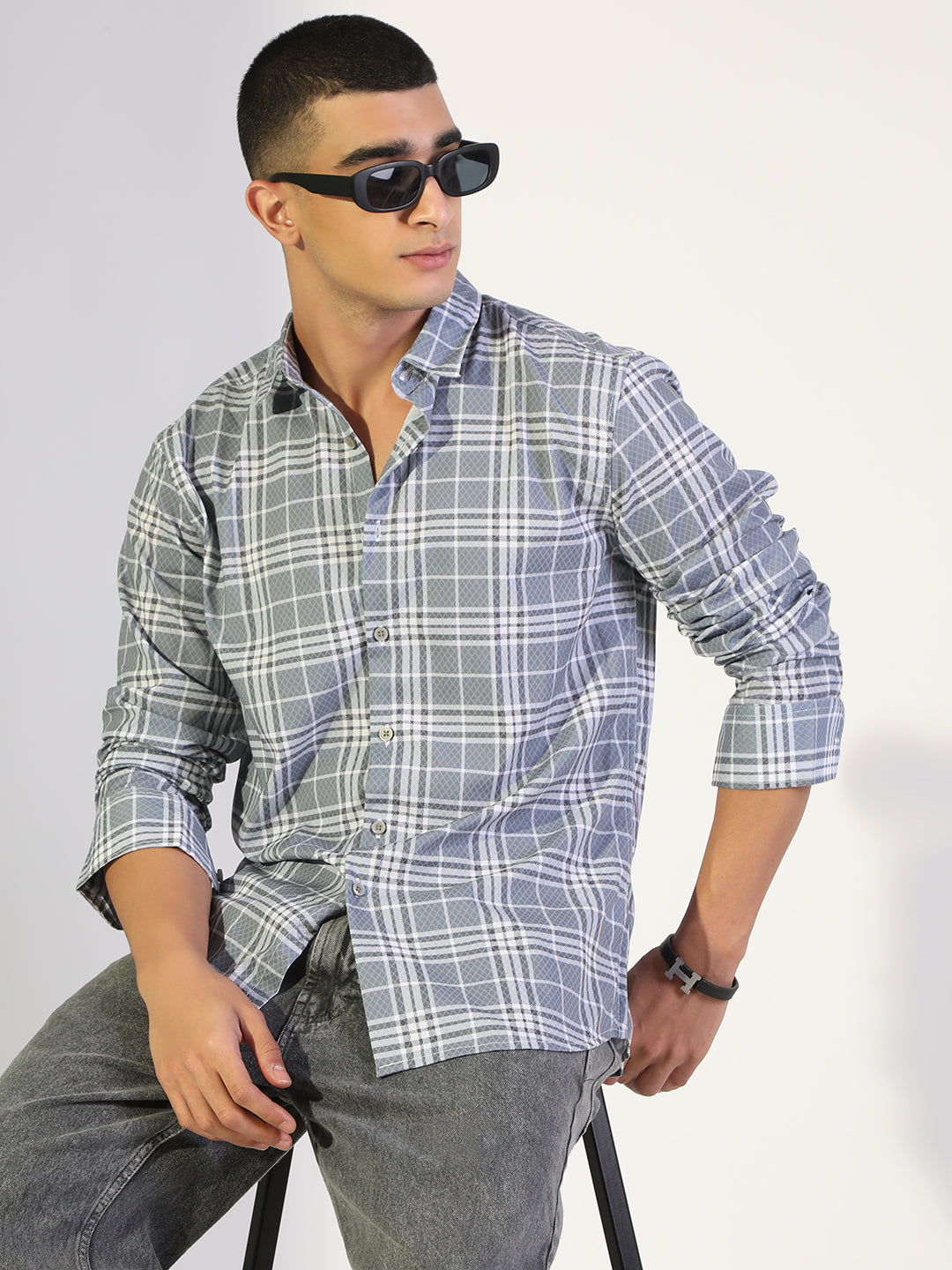 Men's Checked Grey Regular Fit Casual Shirt