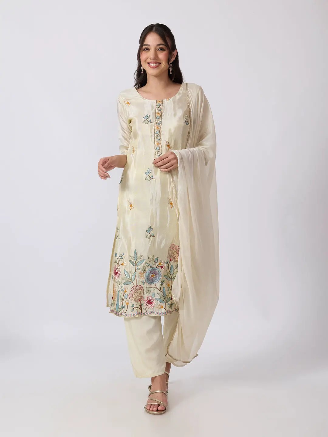 Women's Cream Floral Embroidered Striaght Kurta Set With Dupatta