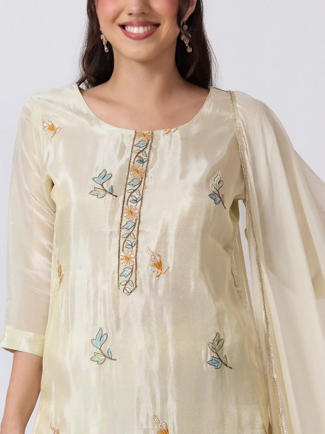 Women's Cream Floral Embroidered Striaght Kurta Set With Dupatta