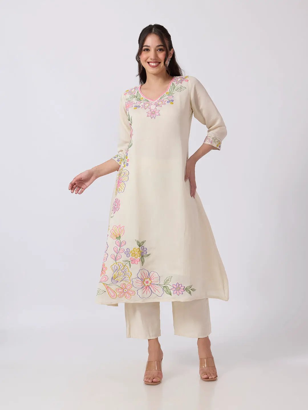 Women's Cream Floral Embroidered Kurta Set With Dupatta