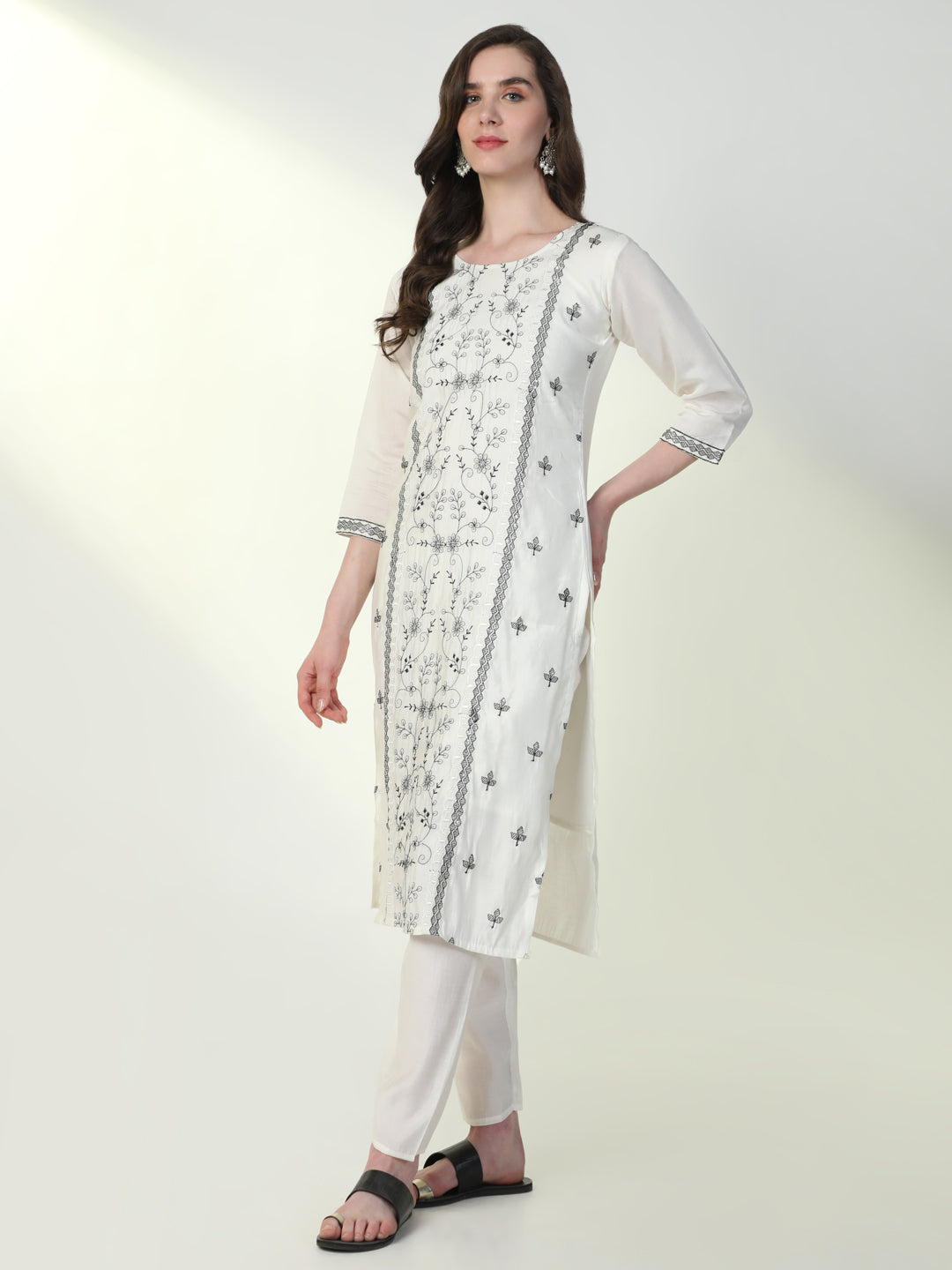 Women Off White Embroidered Kurta Set with Dupatta