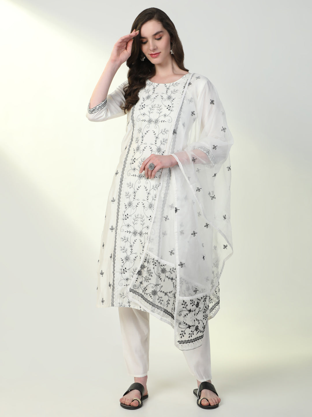 Women Off White Embroidered Kurta Set with Dupatta