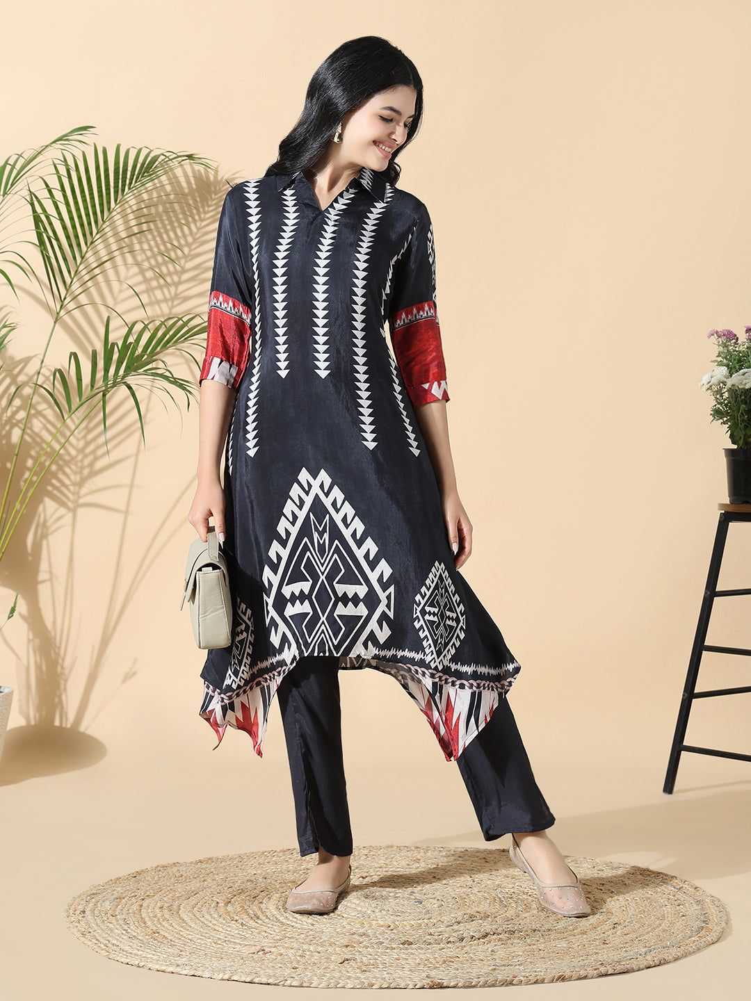 Women Silk Geometric A-Line Black Kurta Set