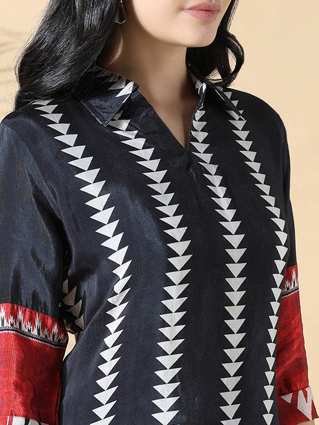 Women Silk Geometric A-Line Black Kurta Set