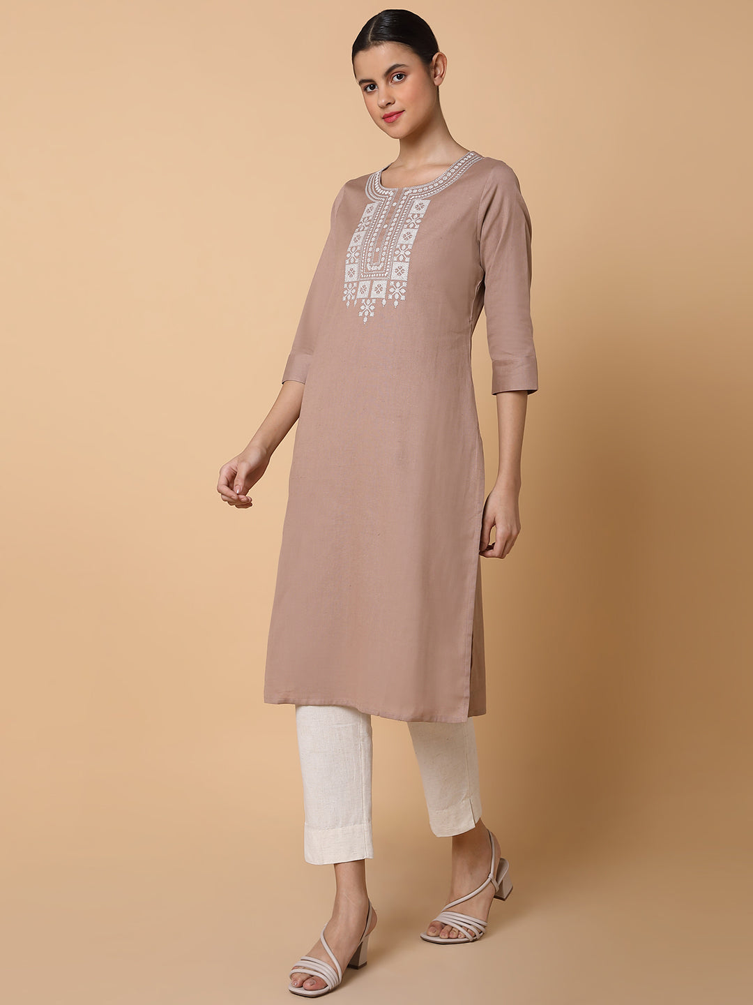 Women Solid Beige Straight Kurta