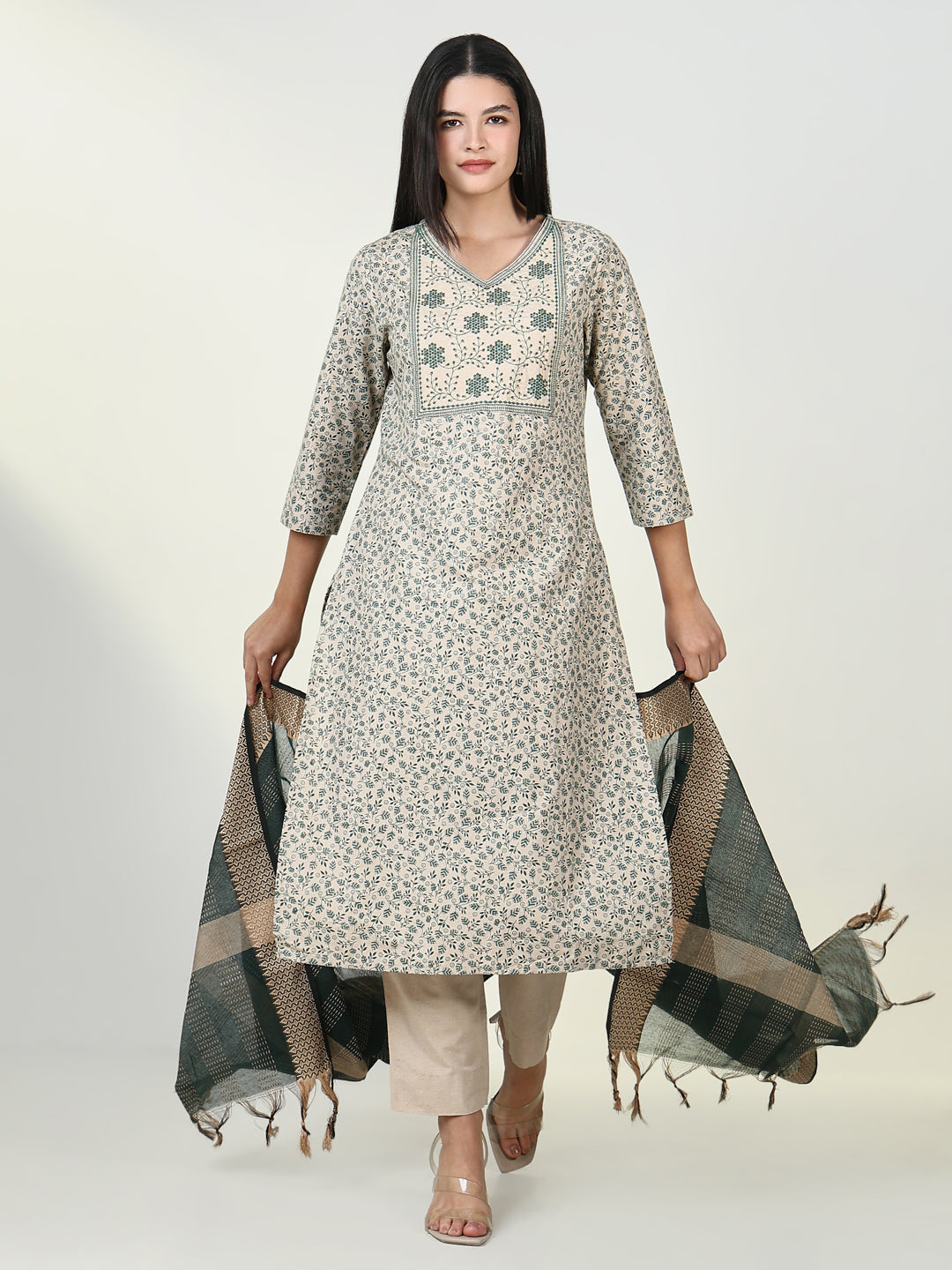 Women Floral Green Kurta Set with Dupatta