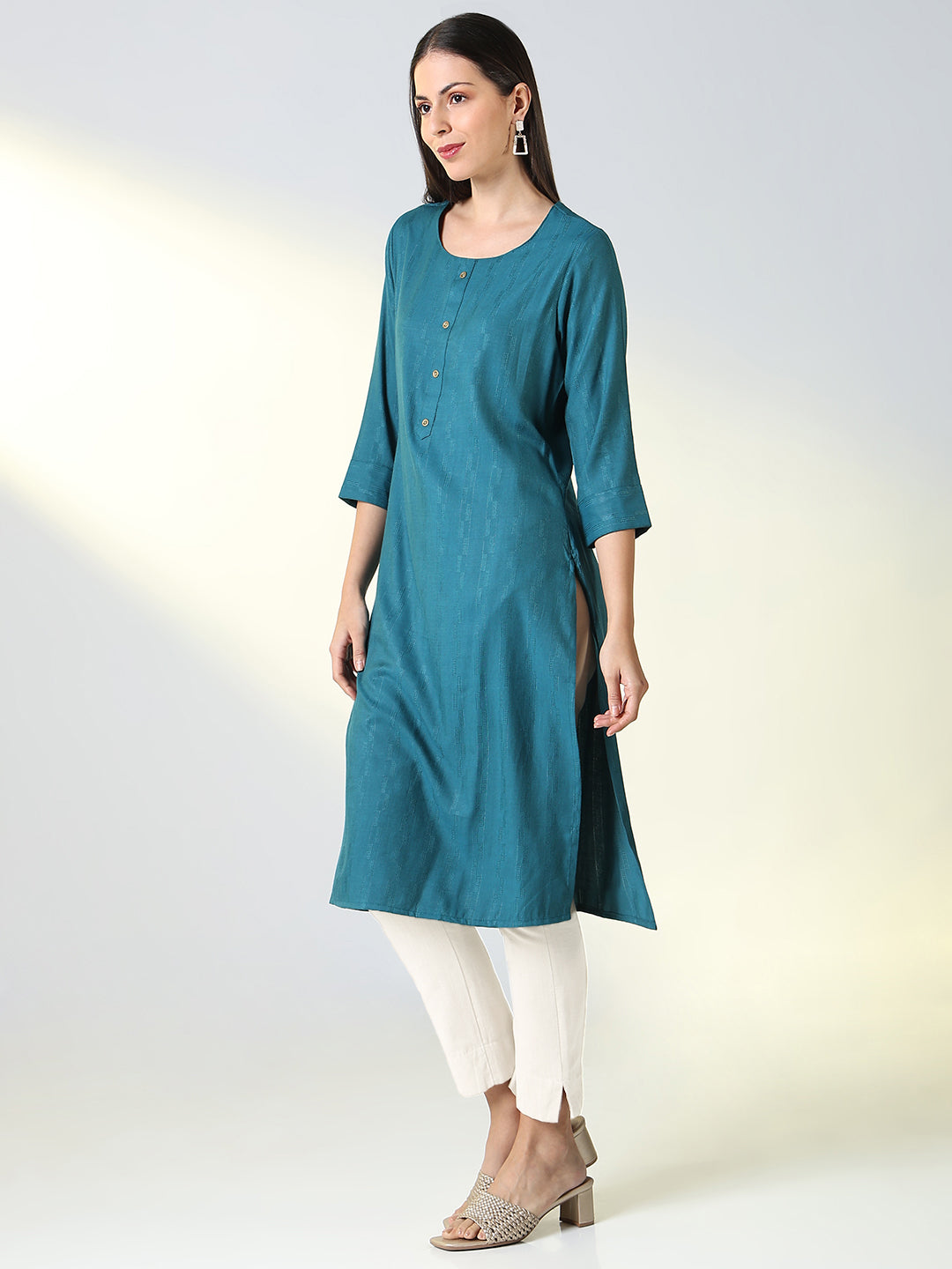 Women Teal Solid Straight Kurta