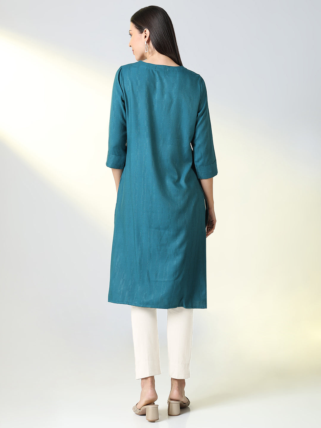 Women Teal Solid Straight Kurta