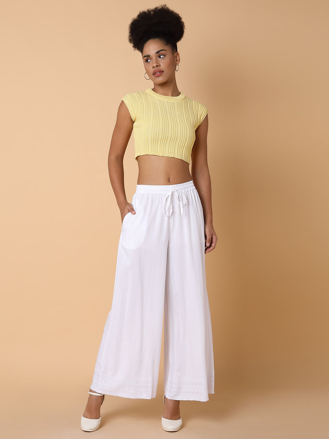 Women White Solid Loose Fit Trouser