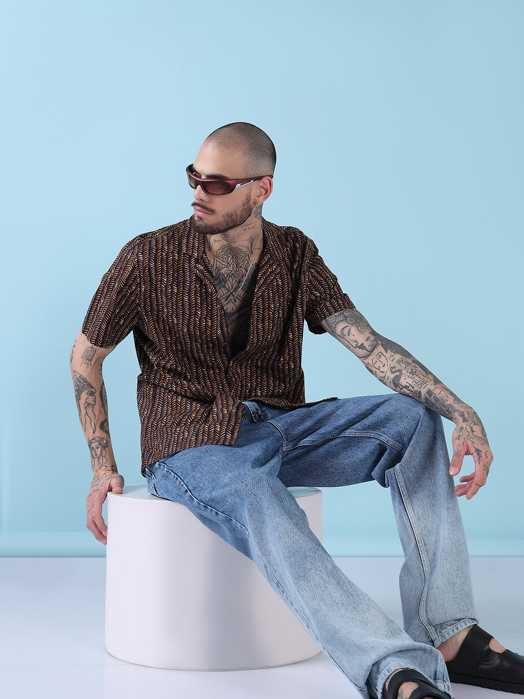 Men's Brown Abstract Cuban Collar Relaxed Fit Shirt