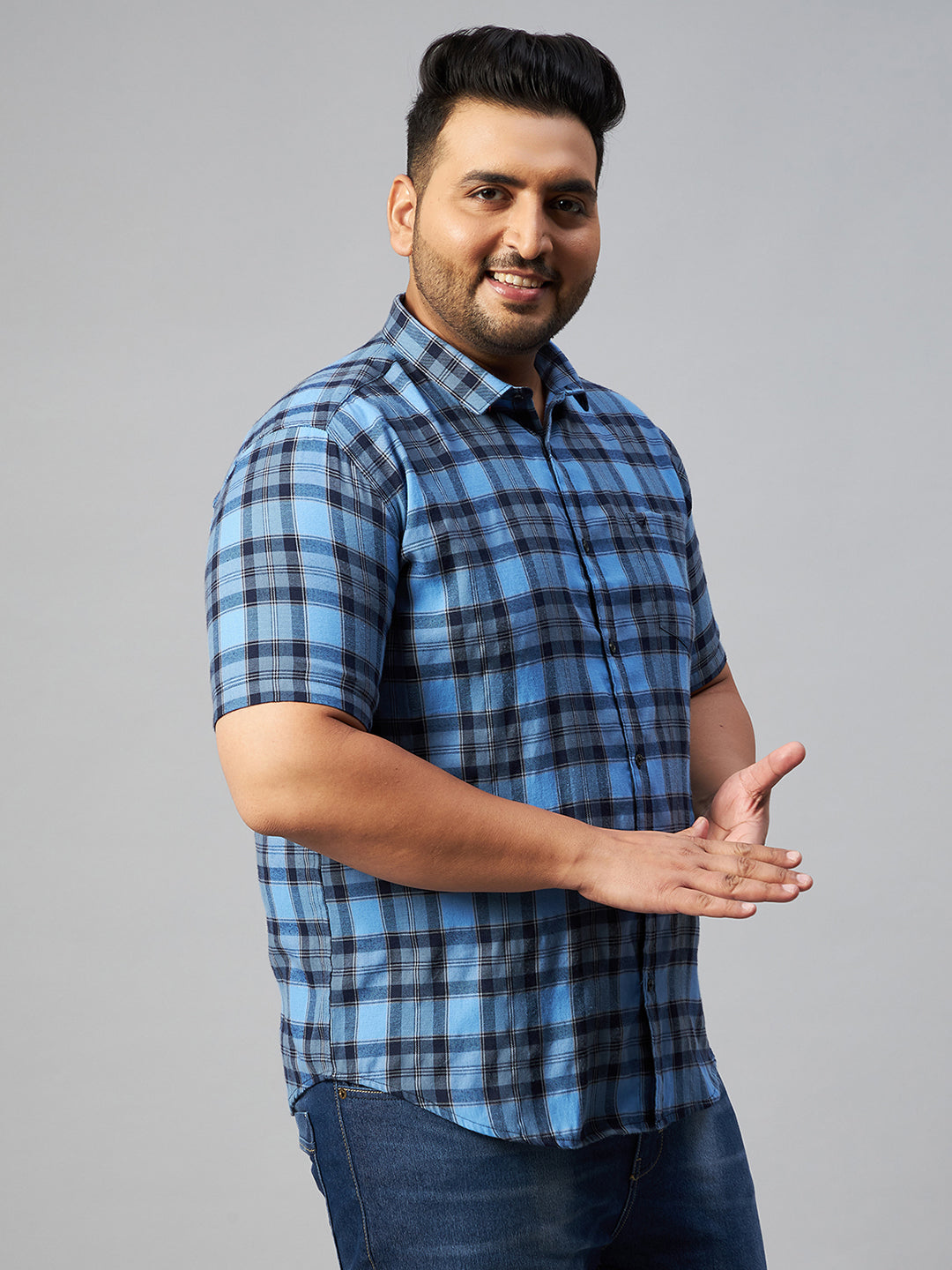 Men's Blue Checked Spread Collar Casual Shirt