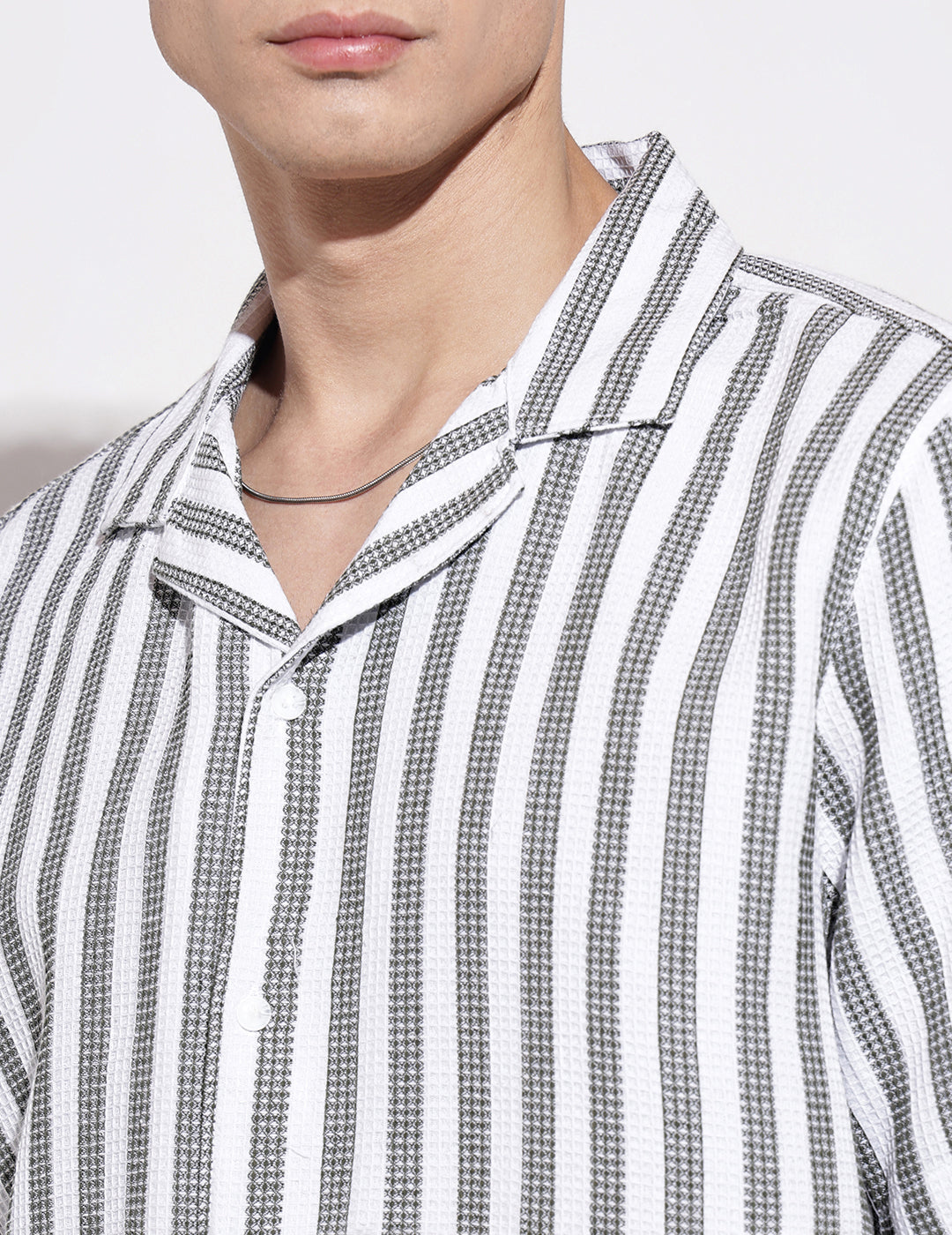 Men's Striped White Short Sleeve Relaxed Fit Cuban Collar Shirt