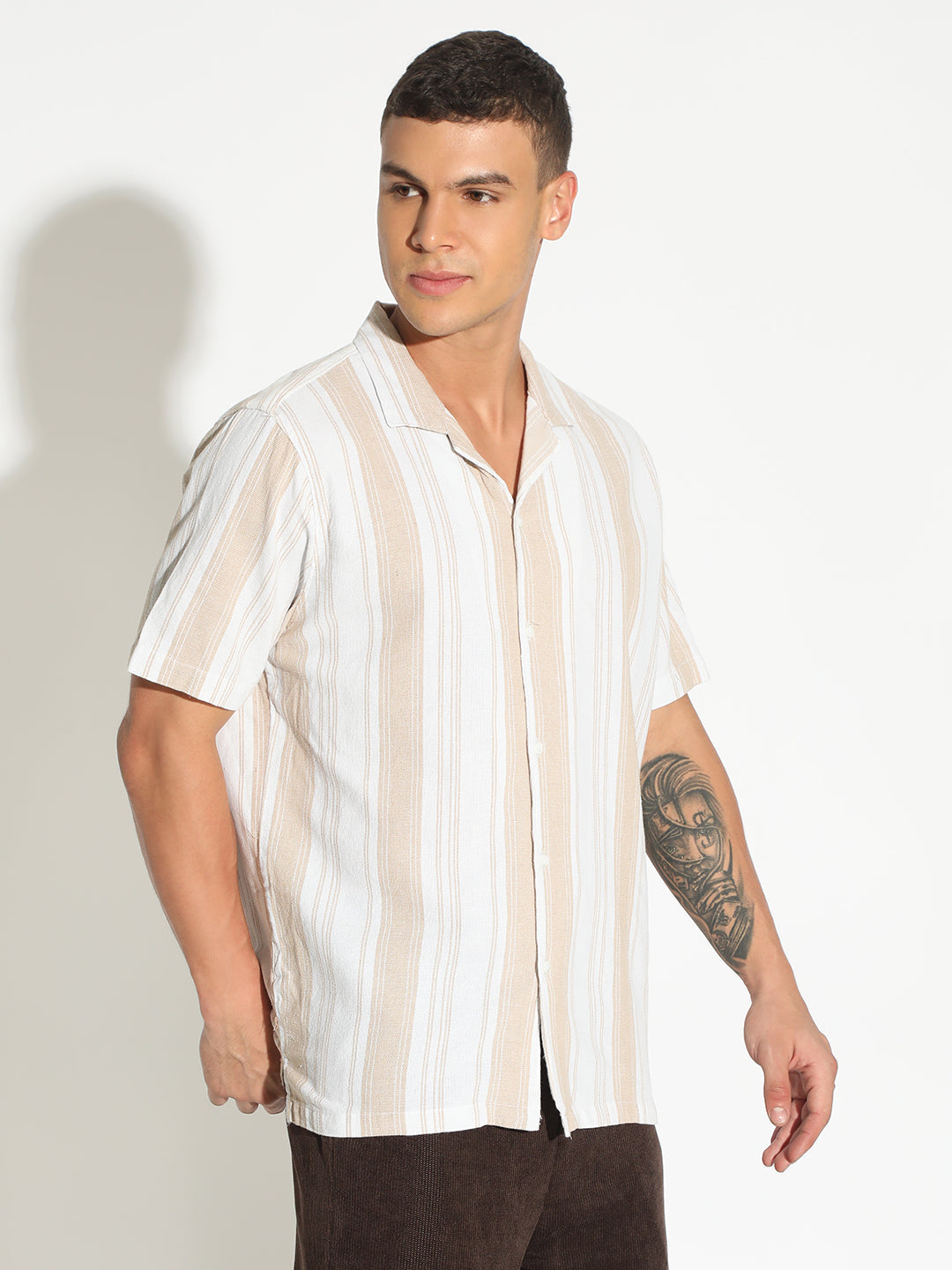 Men's Striped White Cuban Collar Short Sleeves Shirt