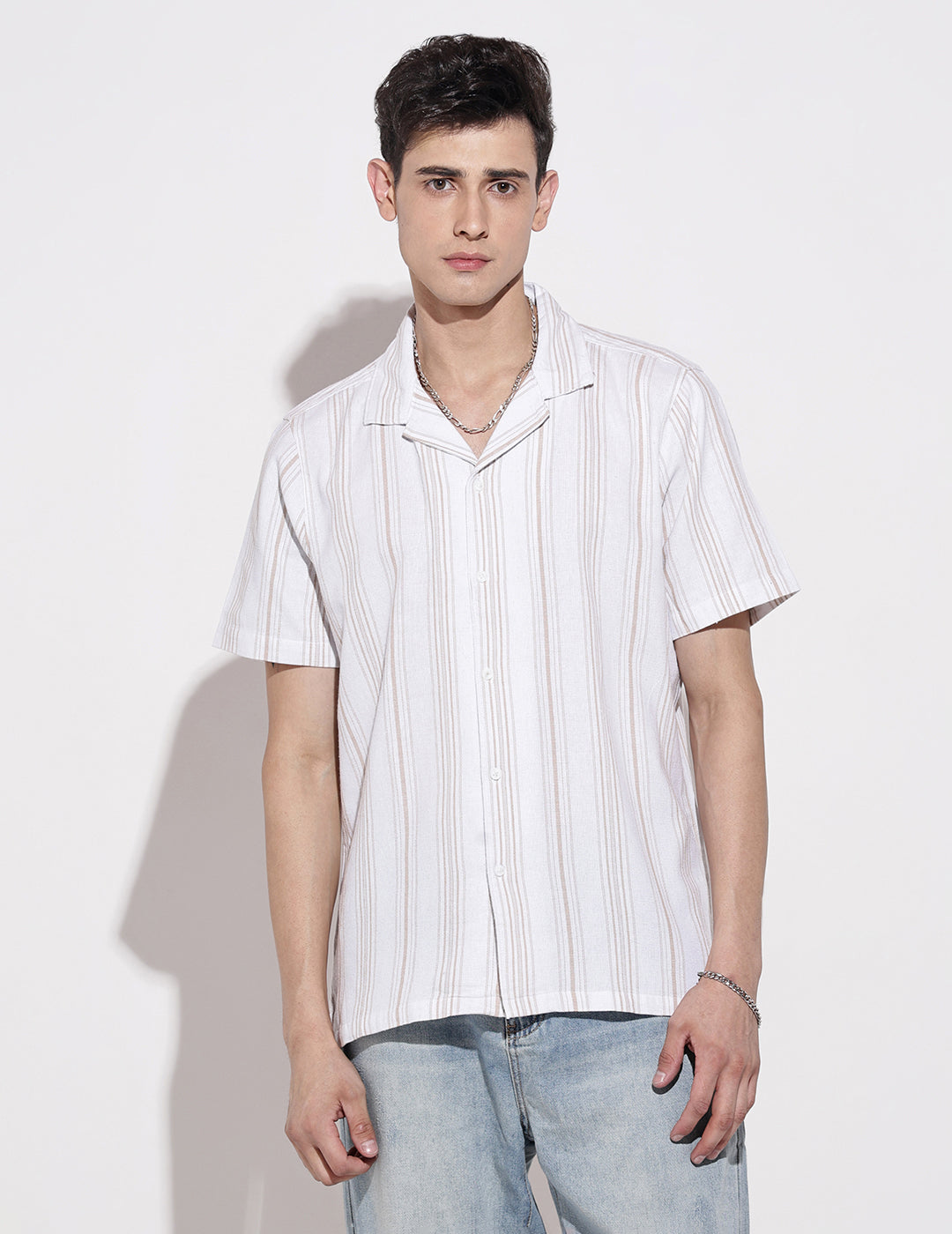 Men's Striped White Short Sleeve Relaxed Fit Cuban Collar Shirt