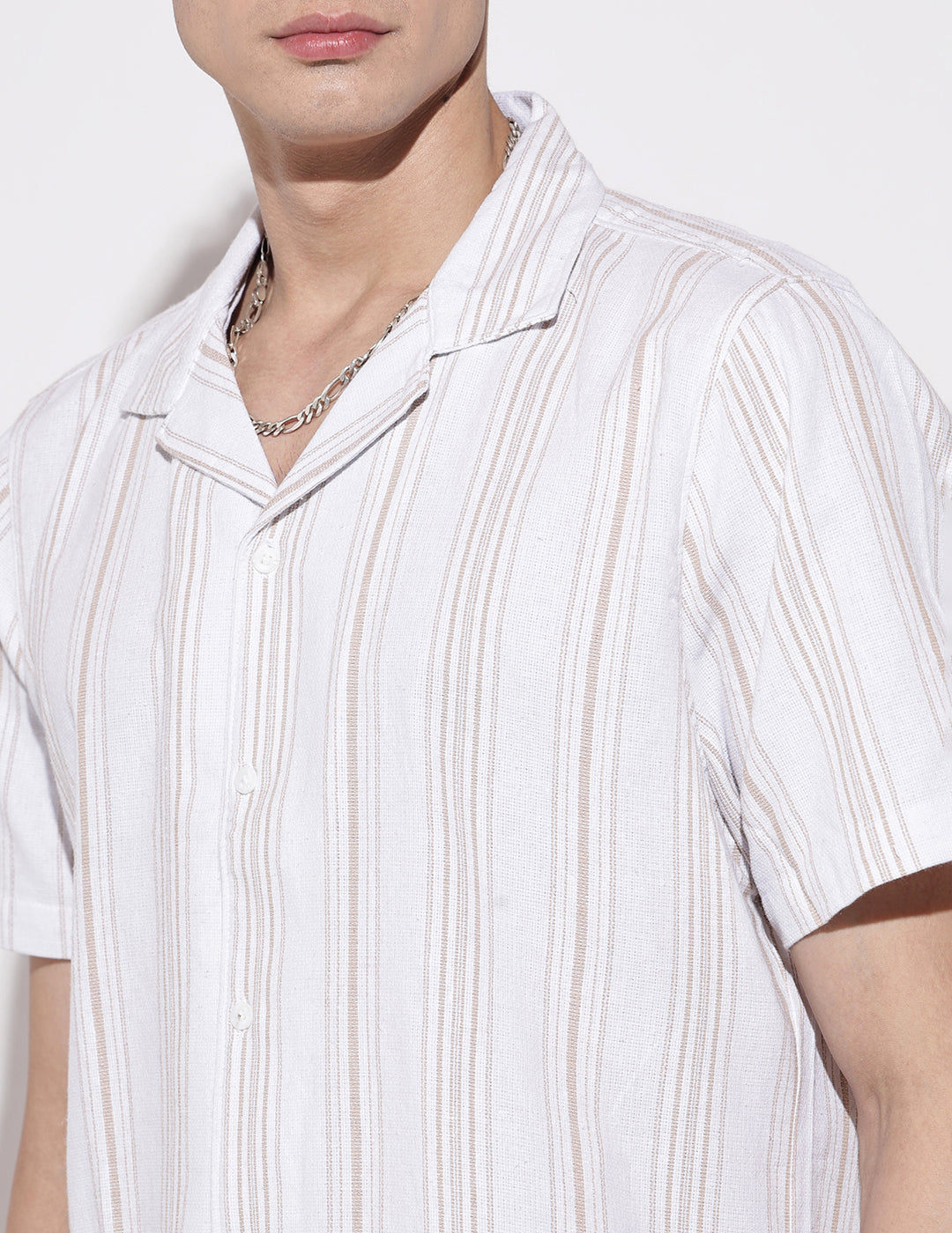 Men's Striped White Short Sleeve Relaxed Fit Cuban Collar Shirt