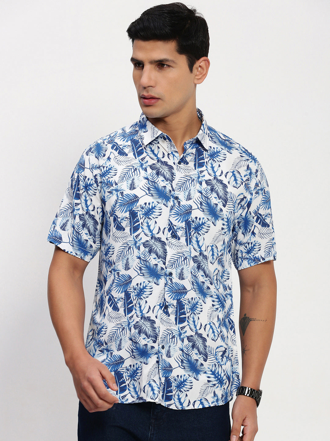 Men Blue Floral Slim Fit Shirt