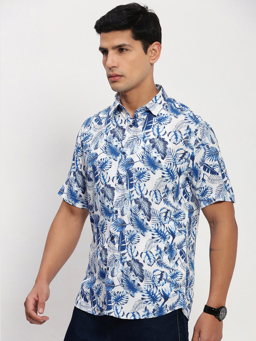 Men Blue Floral Slim Fit Shirt