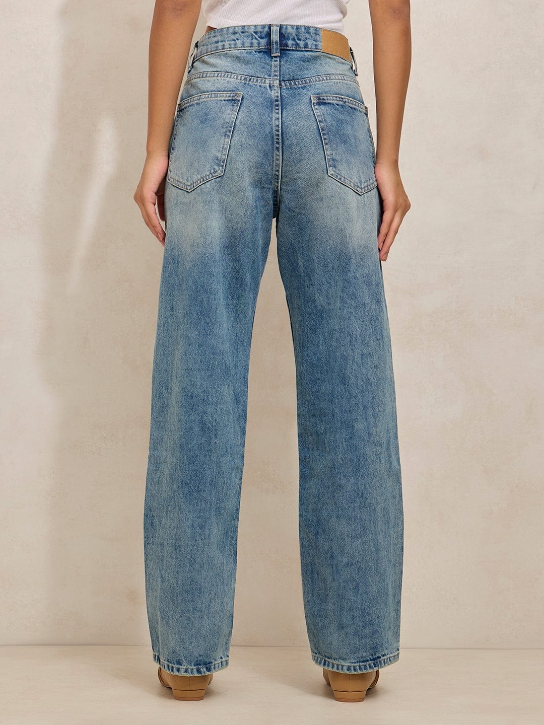 Women's Blue High Rise Straight Fit Denim Jeans