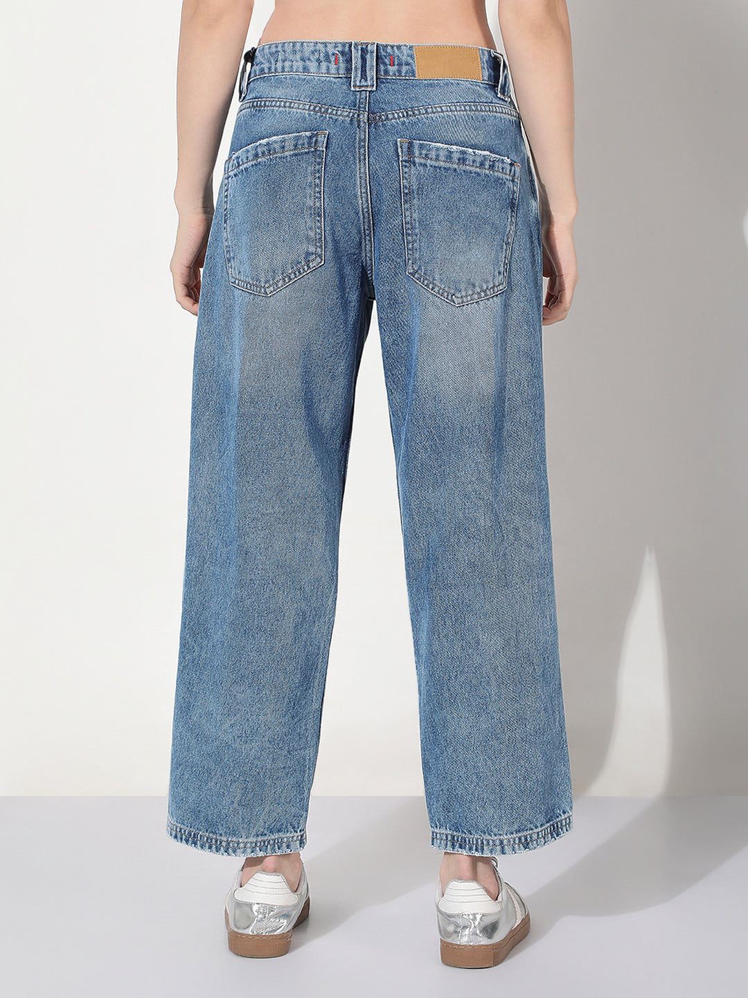 Women's Blue Washed Relaxed Fit Jeans