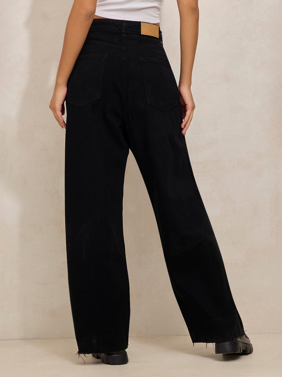 Women's Black High Rise Relaxed Fit Straight Jeans with Raw Hem