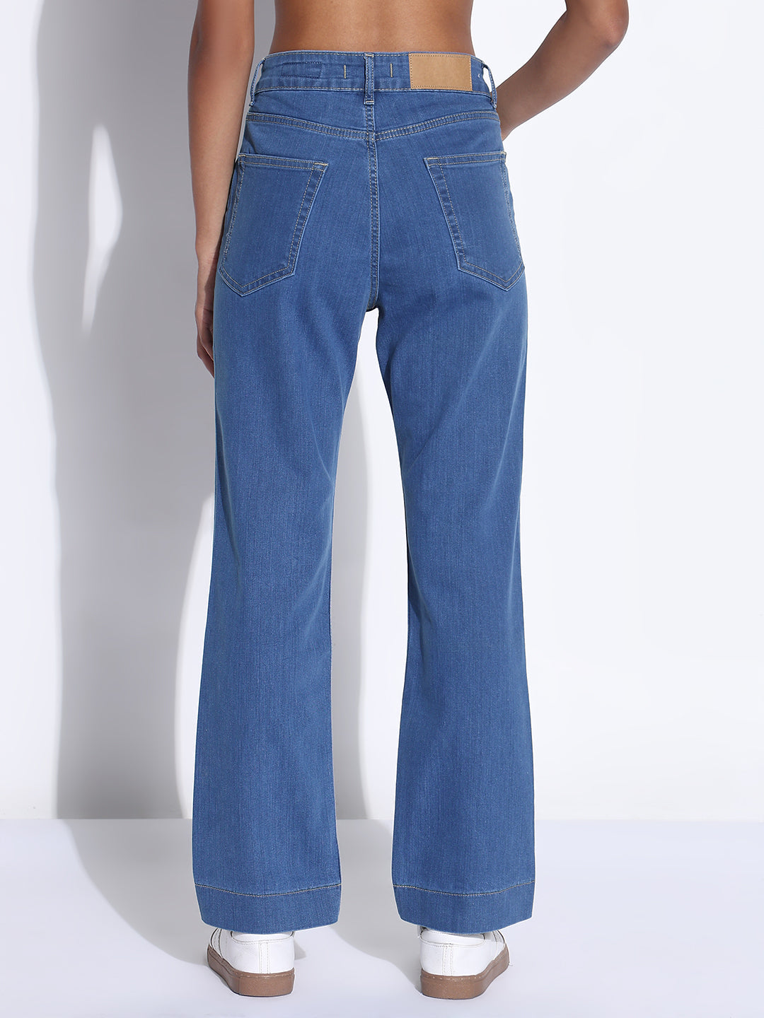 Women's Solid Blue Slim Fit Jeans