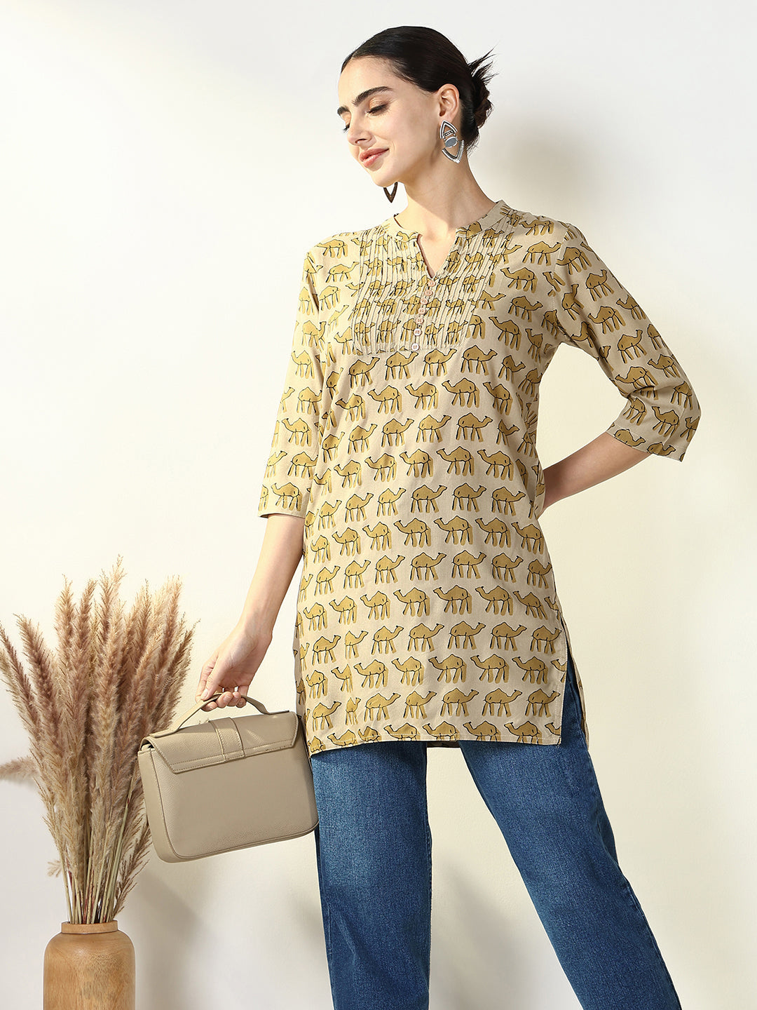 Women Beige Graphic Straight Kurti