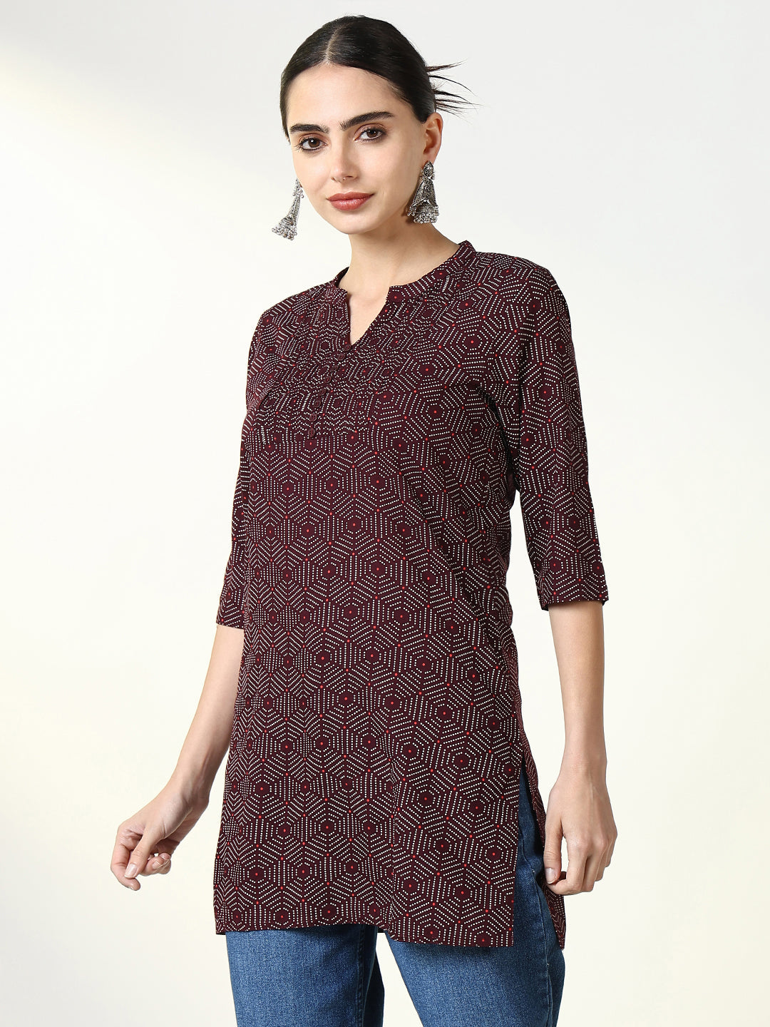 Women Maroon Geometric Straight Kurti